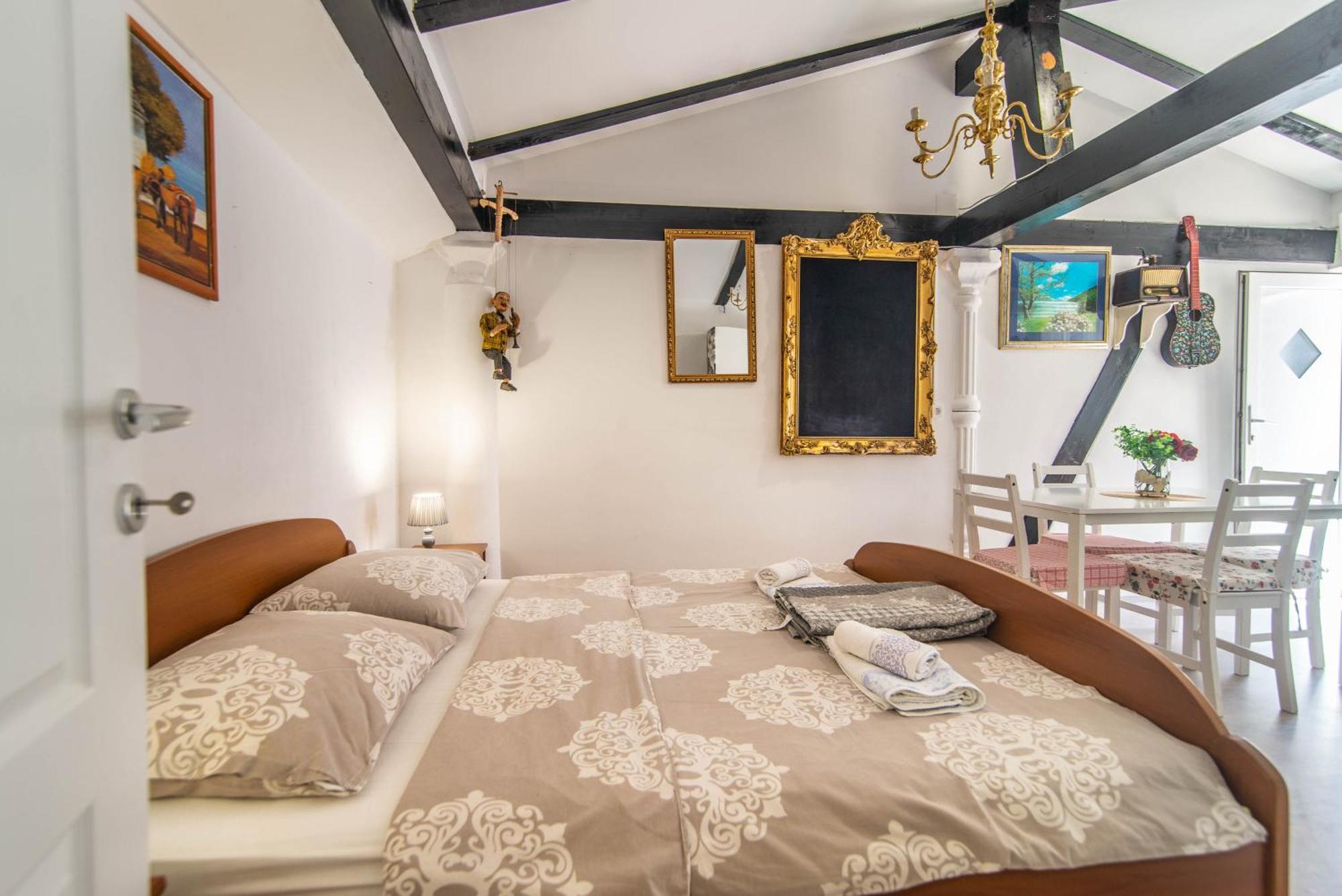 Giovanna Boutique Rooms & Pool Pula Exterior photo